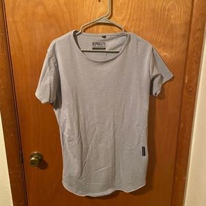 Mens Grey Alphalete shirt